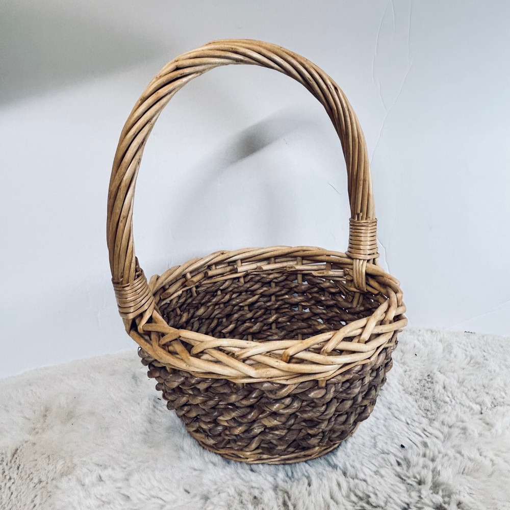 Wicker Basket with‎ Handle Decorative Woven Boho Home Decor Flower Easter